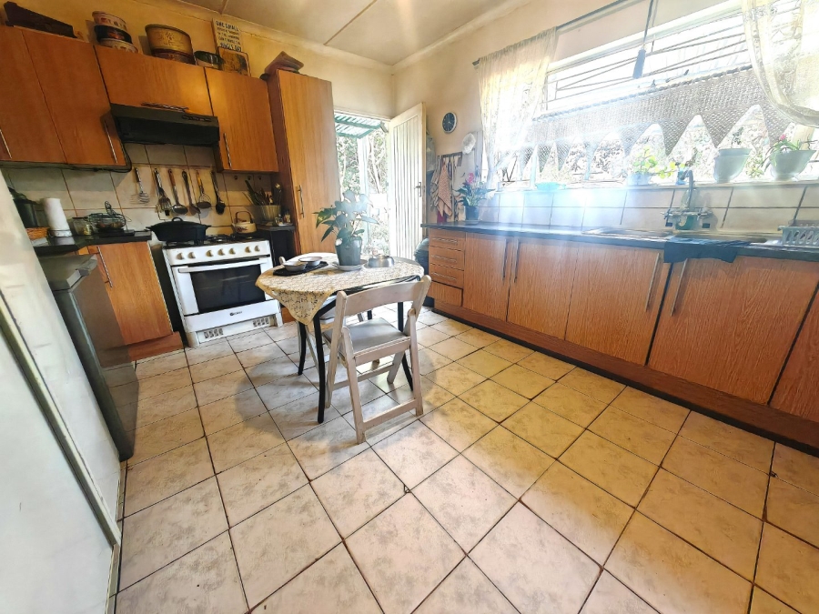 8 Bedroom Property for Sale in Fleurdal Free State